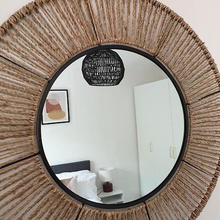 Cheerful 1 Private Room-Ensuite With Free Parking Silverdale  Экстерьер фото
