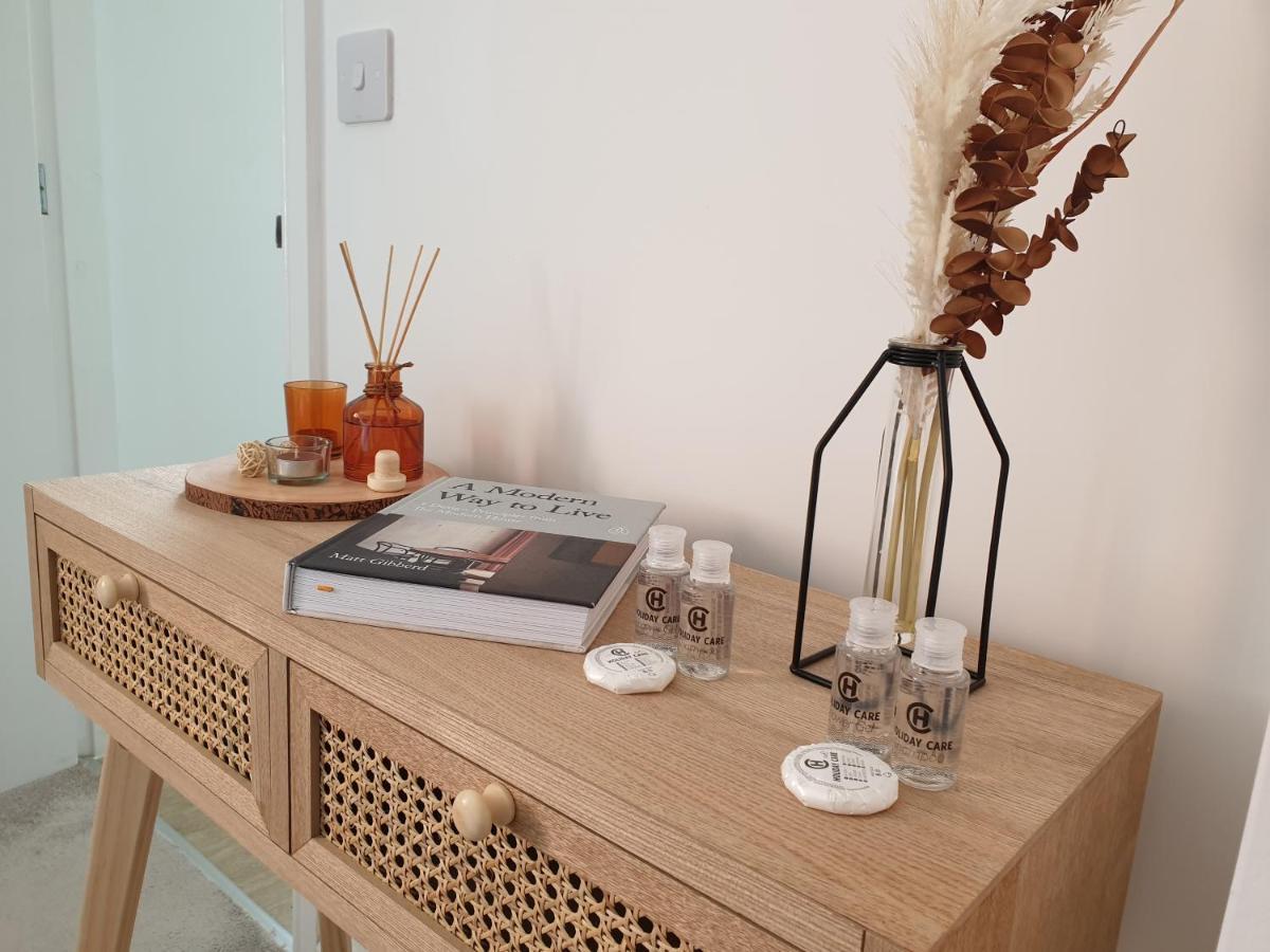 Cheerful 1 Private Room-Ensuite With Free Parking Silverdale  Экстерьер фото